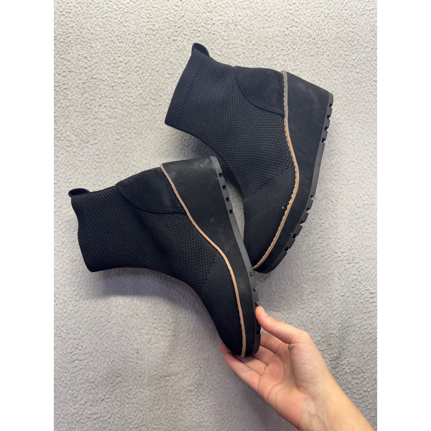 Annie Klein Black Wedge Ankle Boots Size 7.5 #349B