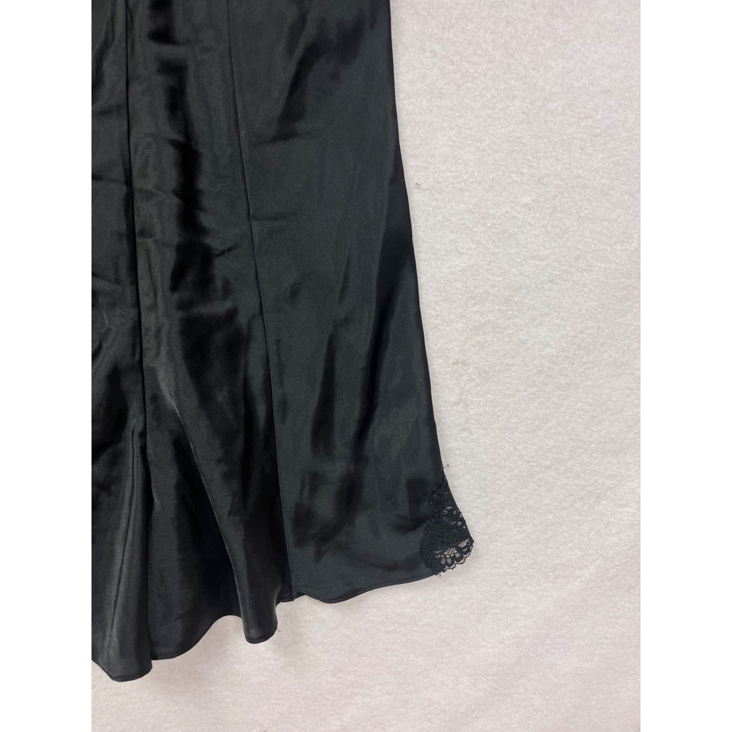 Cacique Womens Black Satin & Lace Chemise Lingerie Nightgown With Adjustable Straps Size M #8799