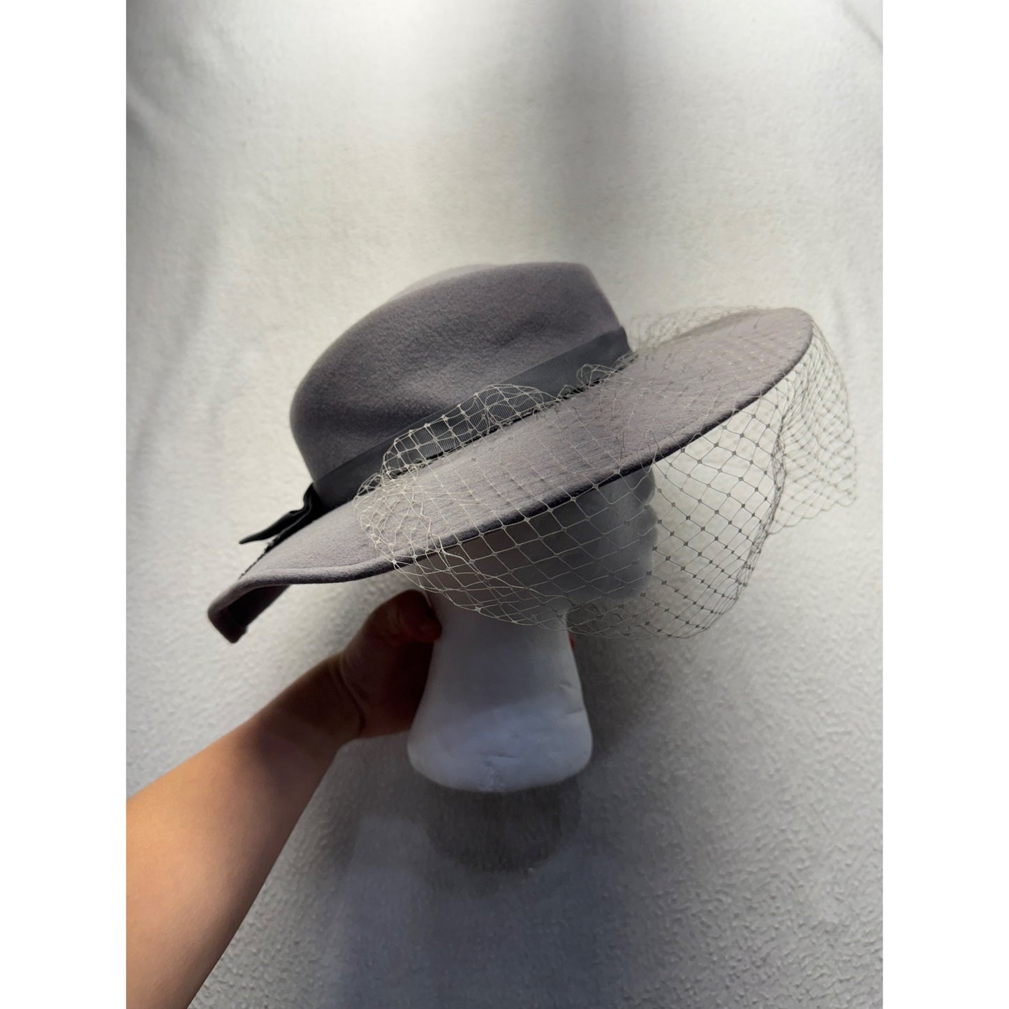 Vintage Ernie Gray Wide Brim Hat With Bow & Veil Accent #9766