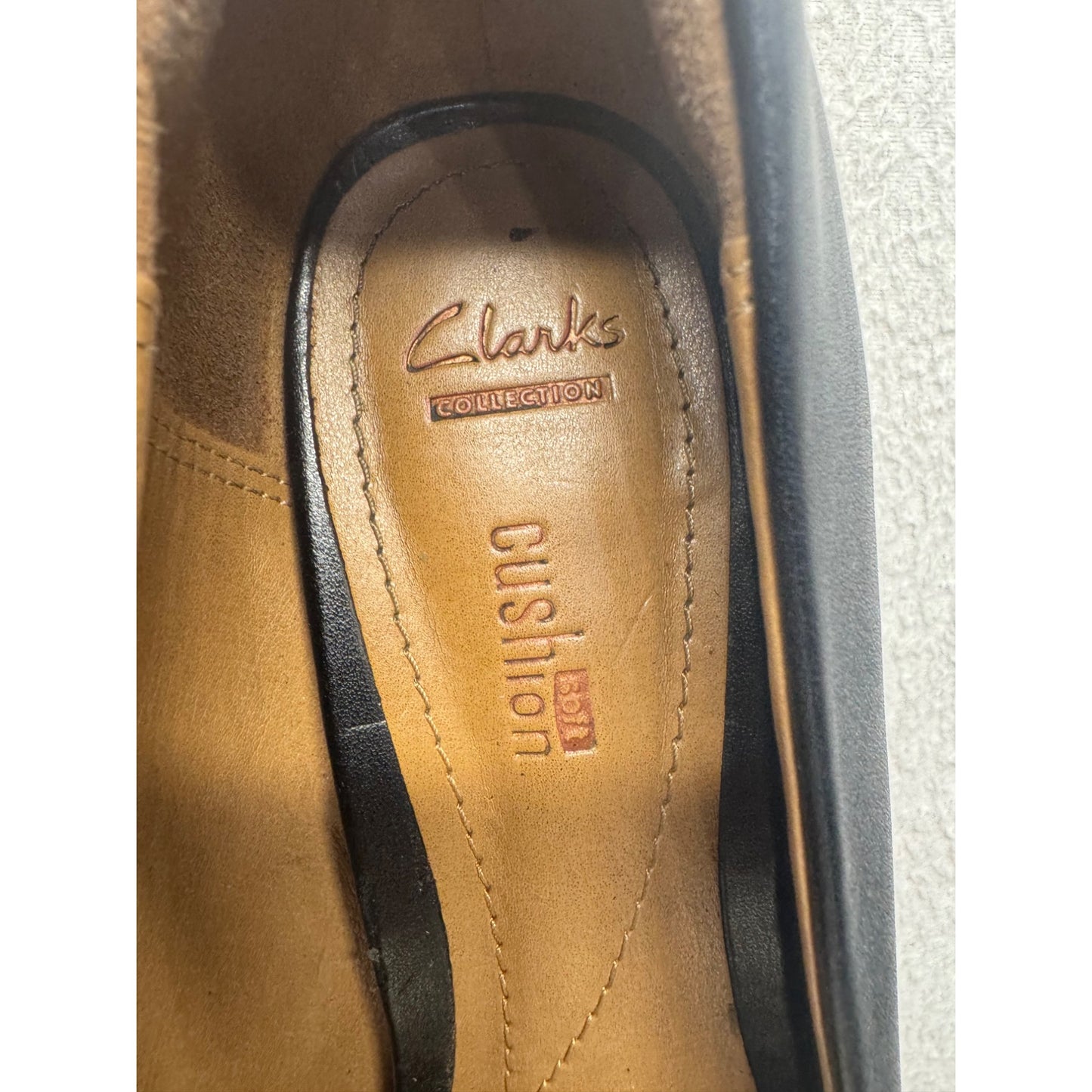 Clarks Black Leather Cushioned Heels Classic Round Toe Comfort Pumps #9811