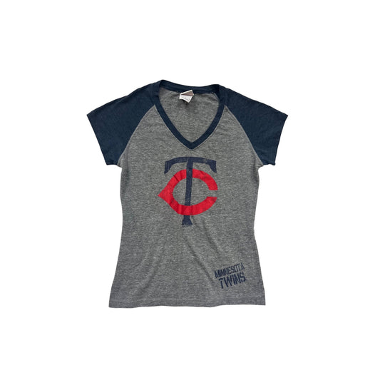 Minnesota Twins V-Neck T-Shirt By Genuine Merchandise - Size L #294A