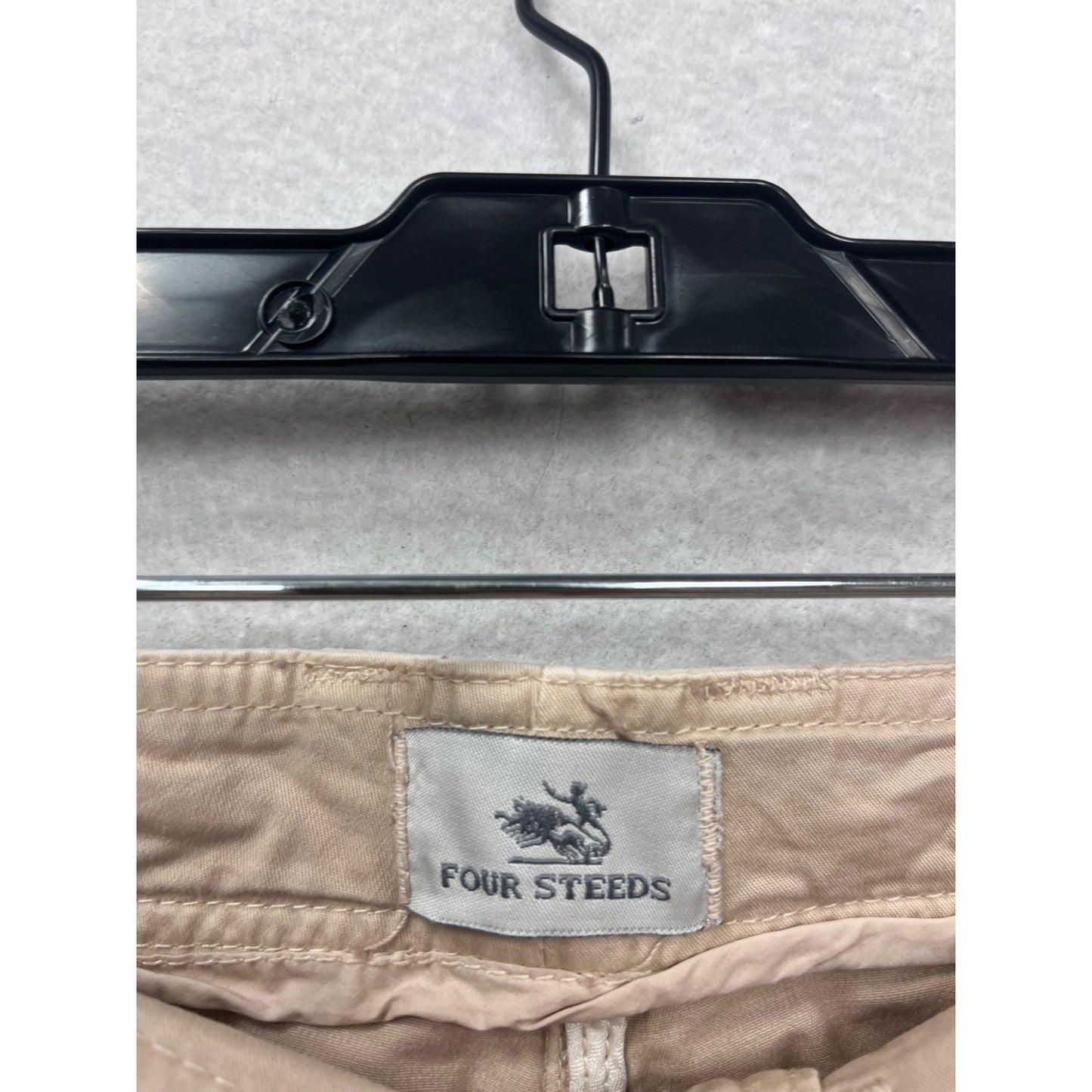 Four Steeds Cargo Shorts Size 10 Beige #370A