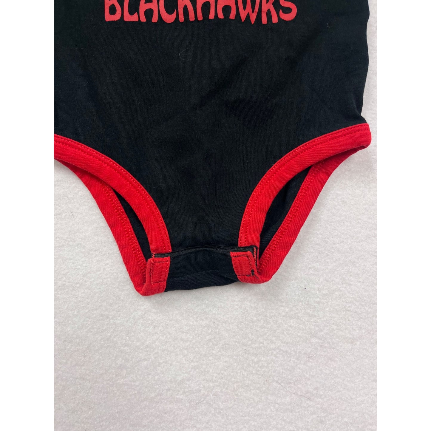 Chicago Blackhawks Baby Bodysuit 18M Officially Licensed NHL #6546