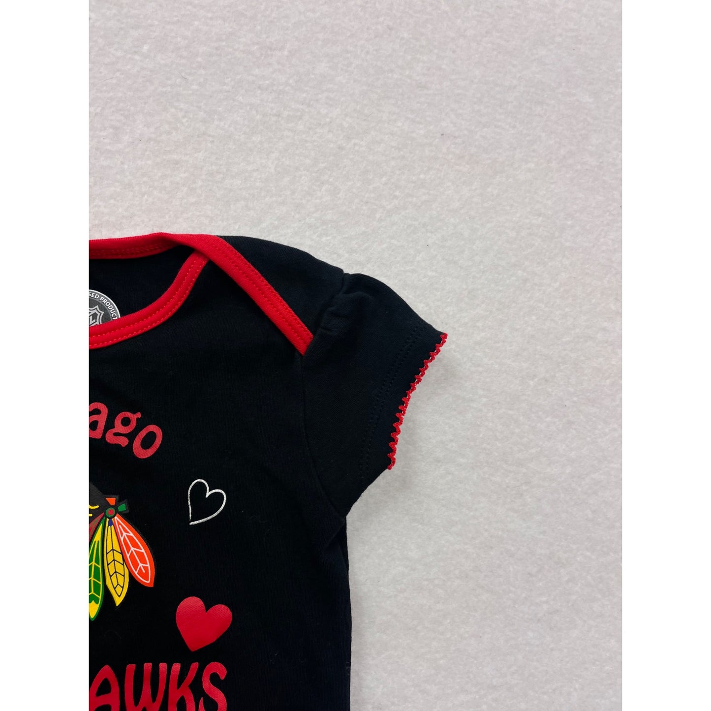 Chicago Blackhawks Baby Bodysuit 18M Officially Licensed NHL #6546
