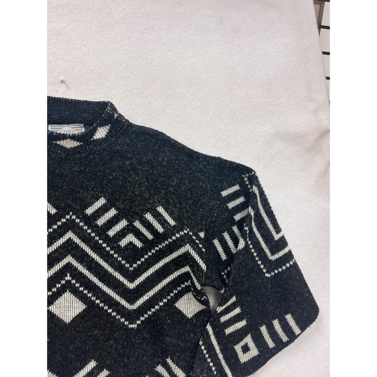 Vintage J.J.Blu XL Black & White Geometric Pullover Sweater #8734