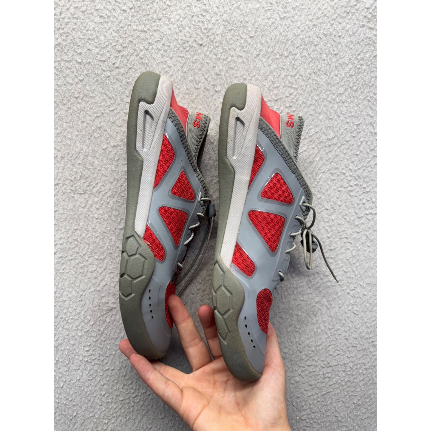 Simms Mens Gray & Red Wading Shoes With Rubber Sole Size 9 #9737