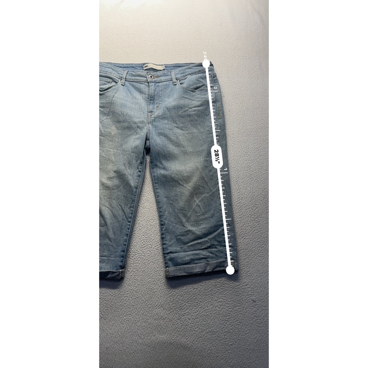 Levis Light Wash Denim Capri Jeans Size 12 Cropped Casual Style #9250