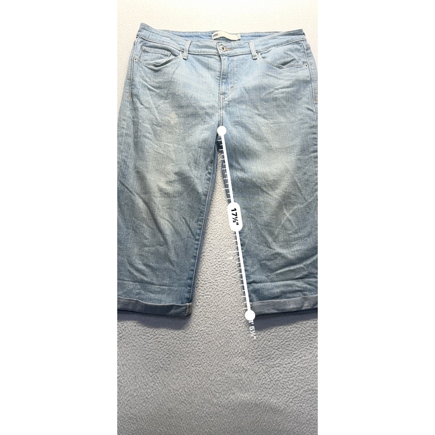Levis Light Wash Denim Capri Jeans Size 12 Cropped Casual Style #9250