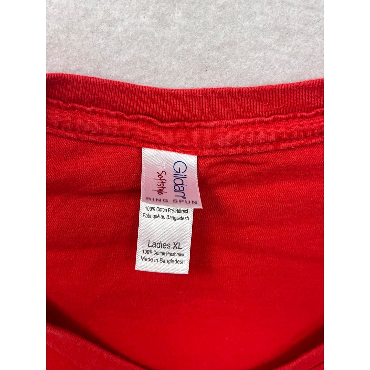 Budapest Graphic Red V-Neck T-Shirt XL #8933