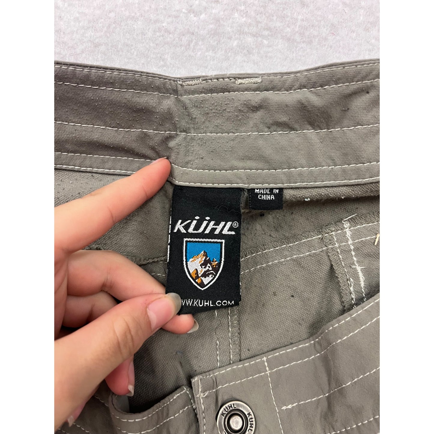 Kuhl Outdoor Hiking Shorts Khaki Cargo Pockets Size 38 #793A