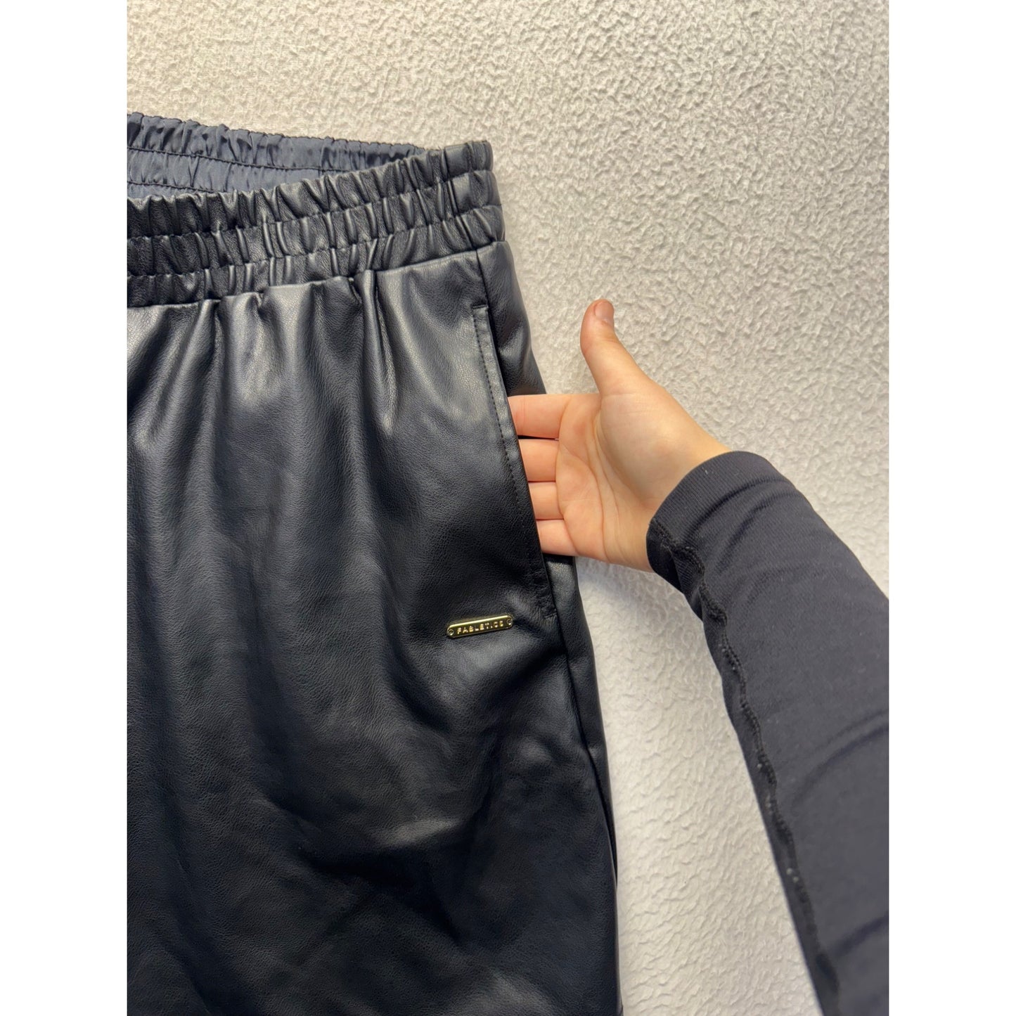 Fabletics Black Faux Leather Athletic Shorts L 307B