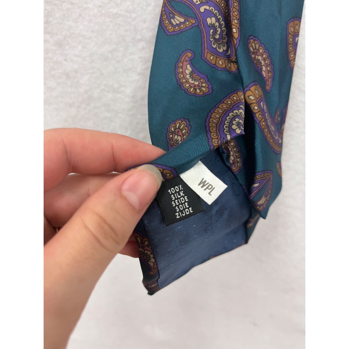 Mens Kenneth Roberts Paisley Patterned Silk Tie #51A