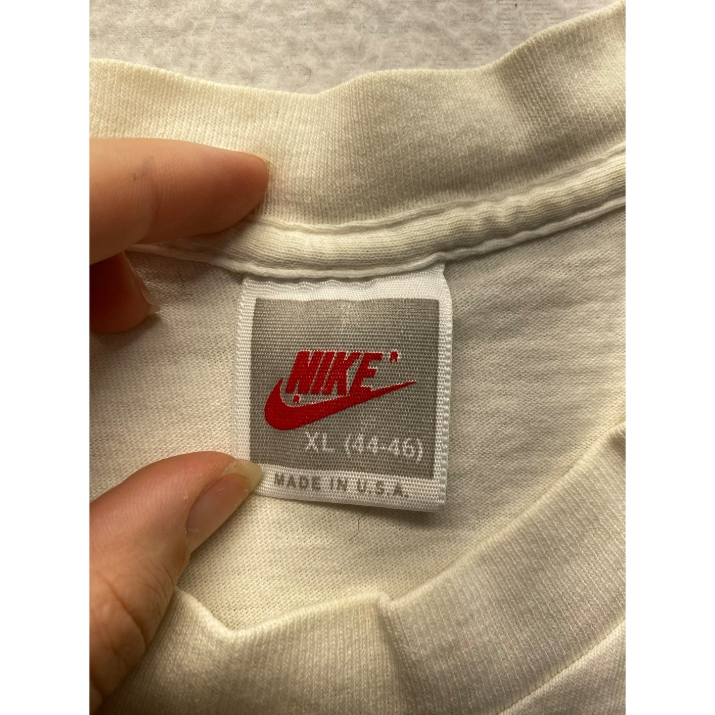 Vintage Men’s Nike Graphic Tee #5121