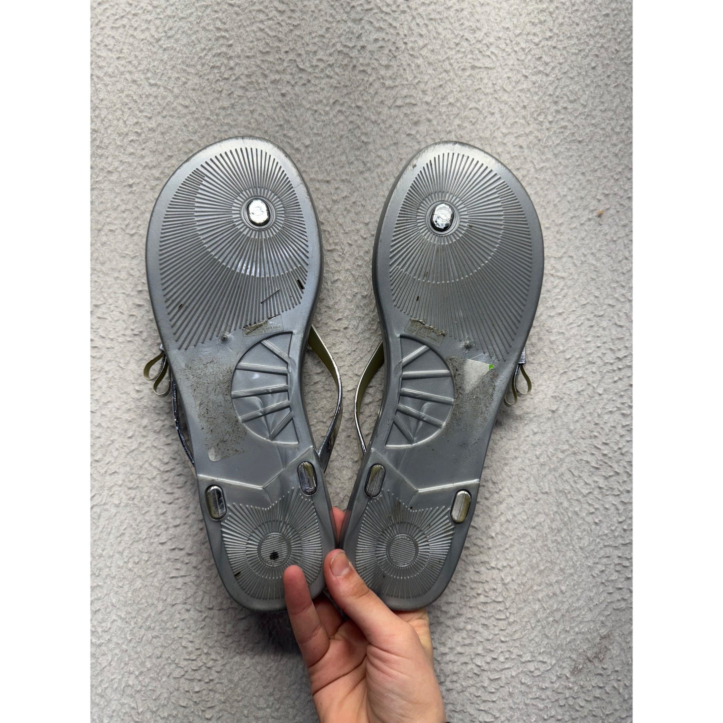 Silver Metallic Bow Jelly Sandals With Olive Straps Size M #9395