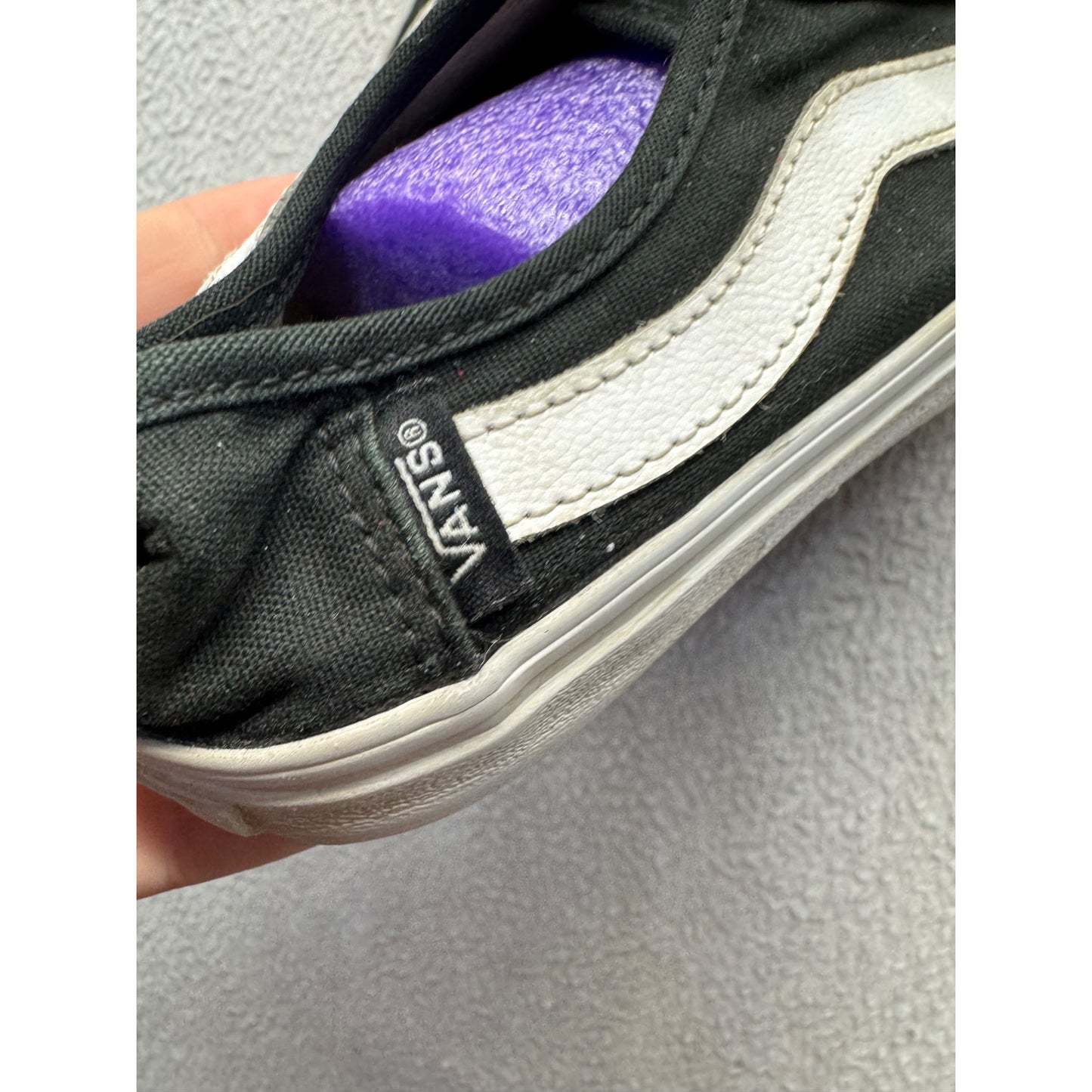Vintage Vans Old Skool Black & White Canvas Sneakers Size 7.5 Skater 332B