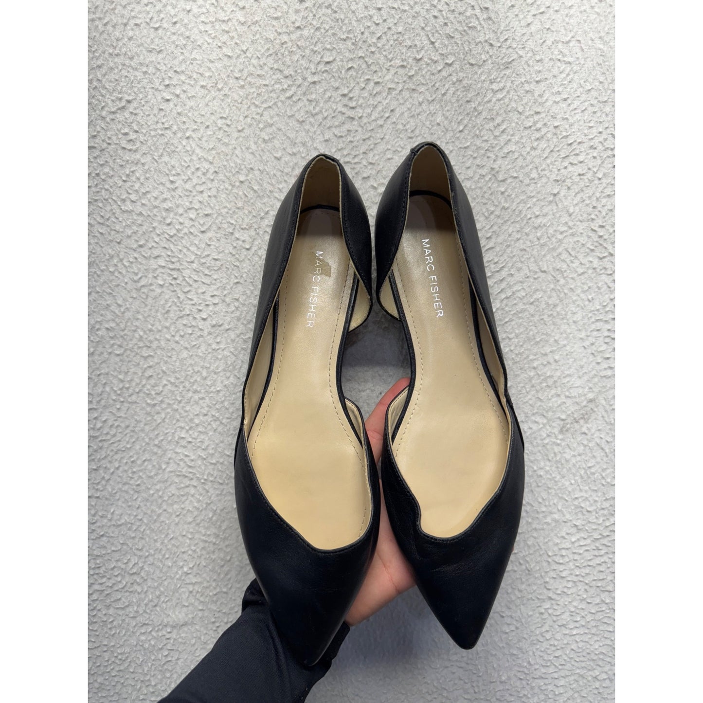 Marc Fisher Black Leather Pointed Toe Flats Size 8M #9400