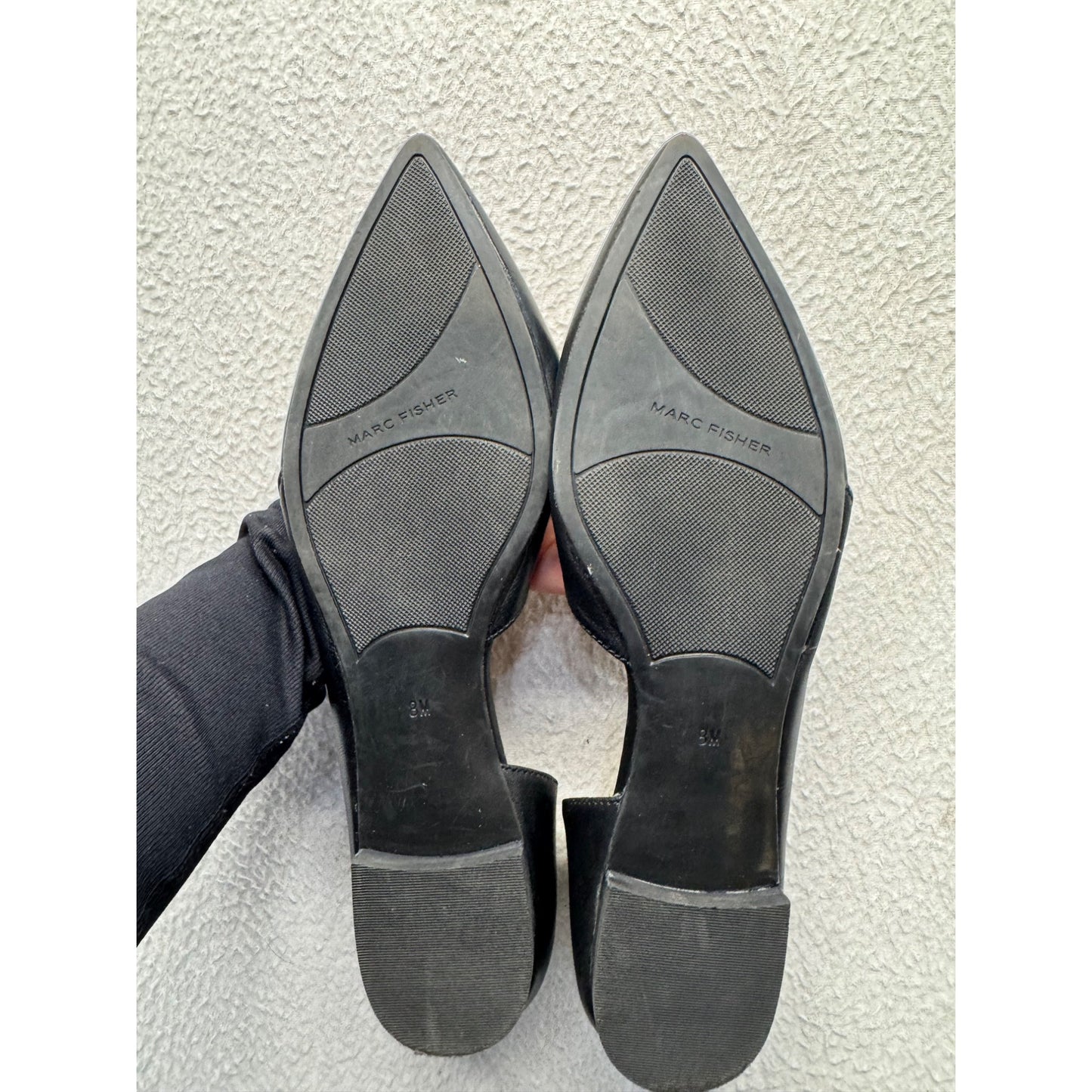 Marc Fisher Black Leather Pointed Toe Flats Size 8M #9400