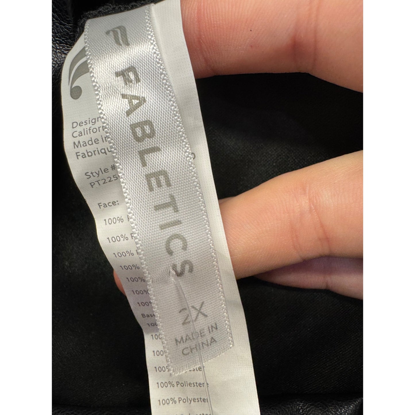 Fabletics 2X Black Faux Leather HighRise Pants Stretchy/Comfortable 452B