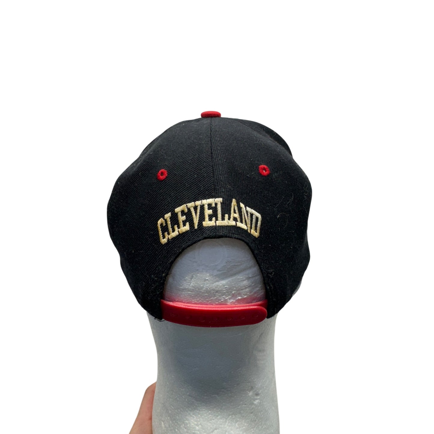 Cleveland Black & Red Snapback Hat With Embroidered Logo By Headcoverz 29B