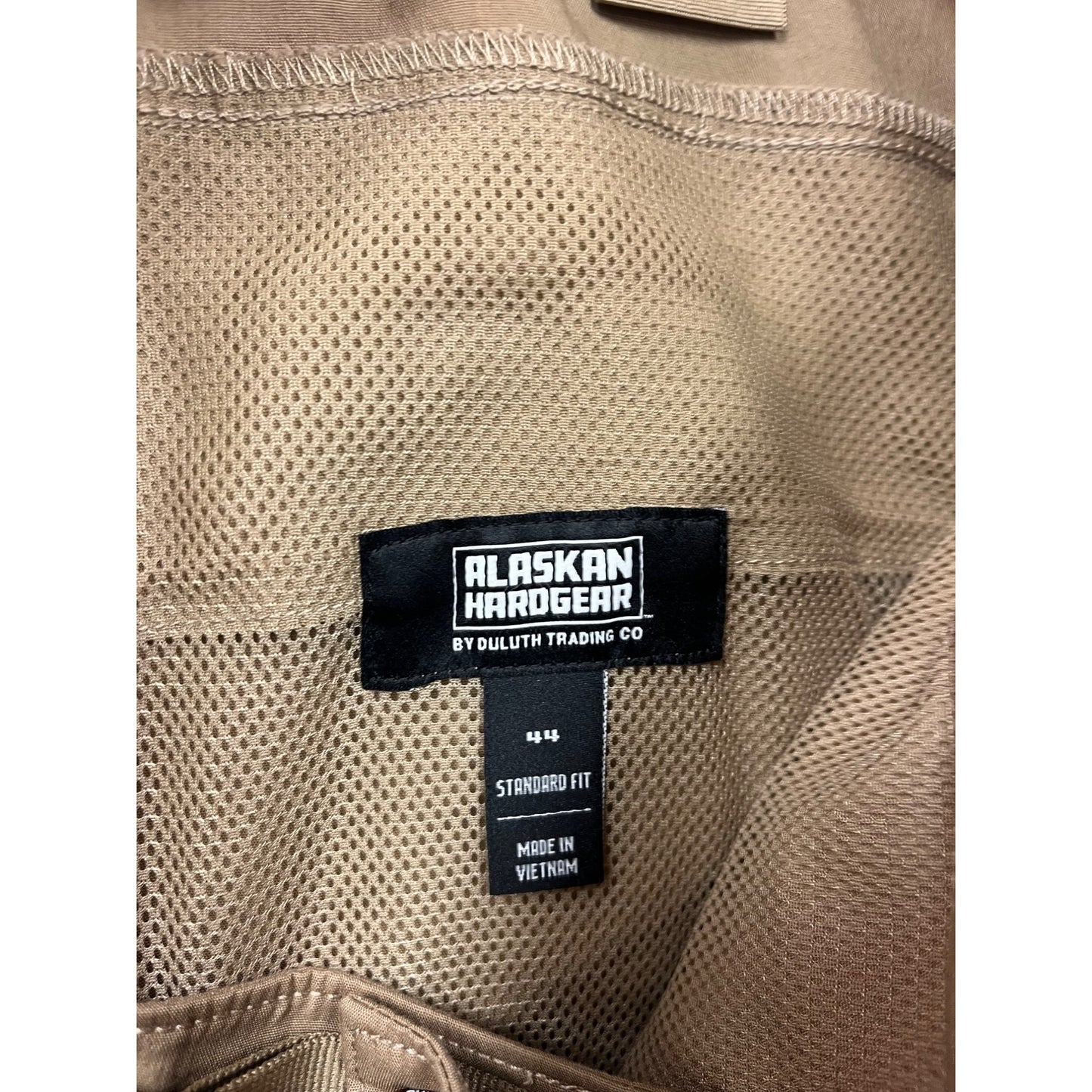 Alaskan Hardgear Cargo Shorts Tan Size 34 #8951