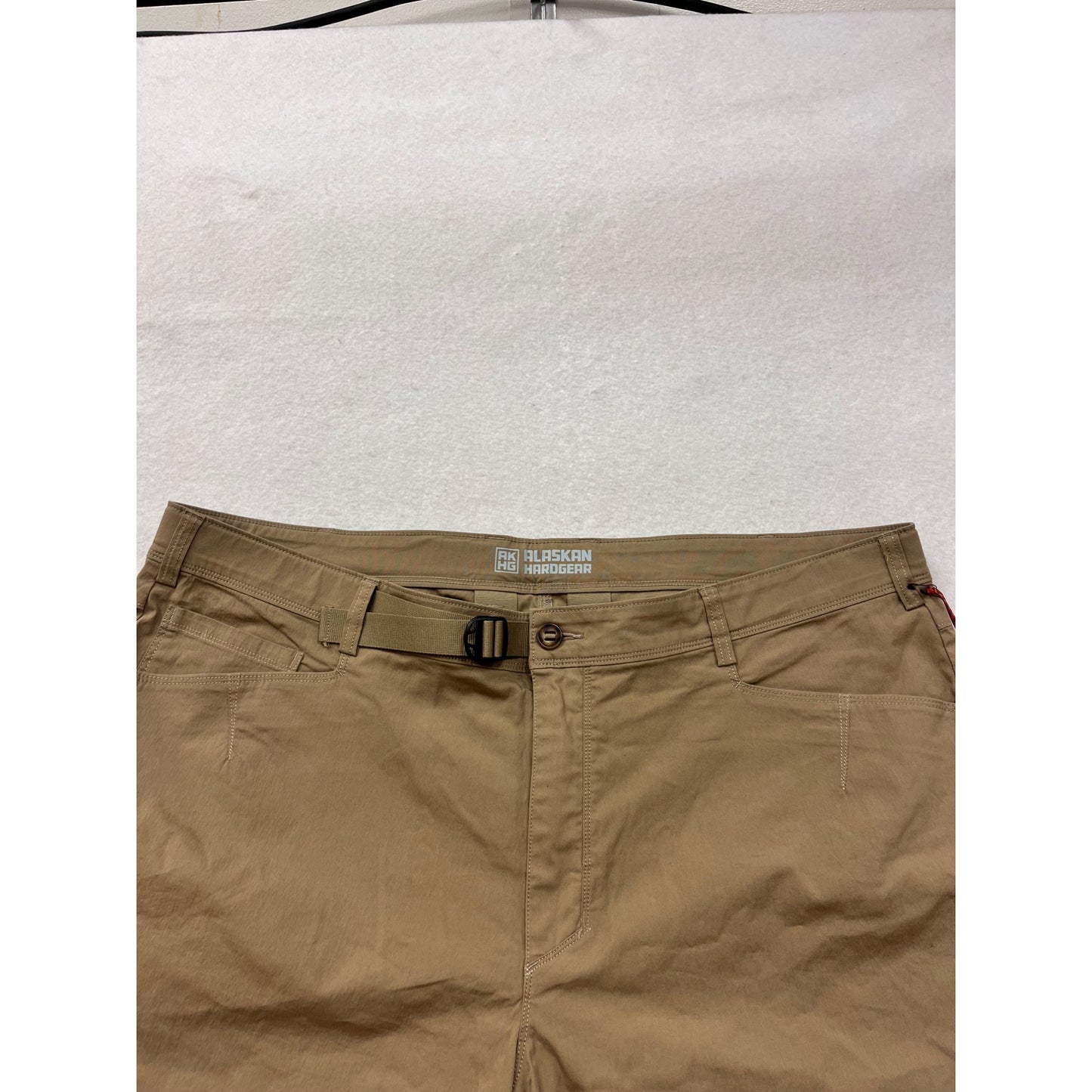 Alaskan Hardgear Cargo Shorts Tan Size 34 #8951