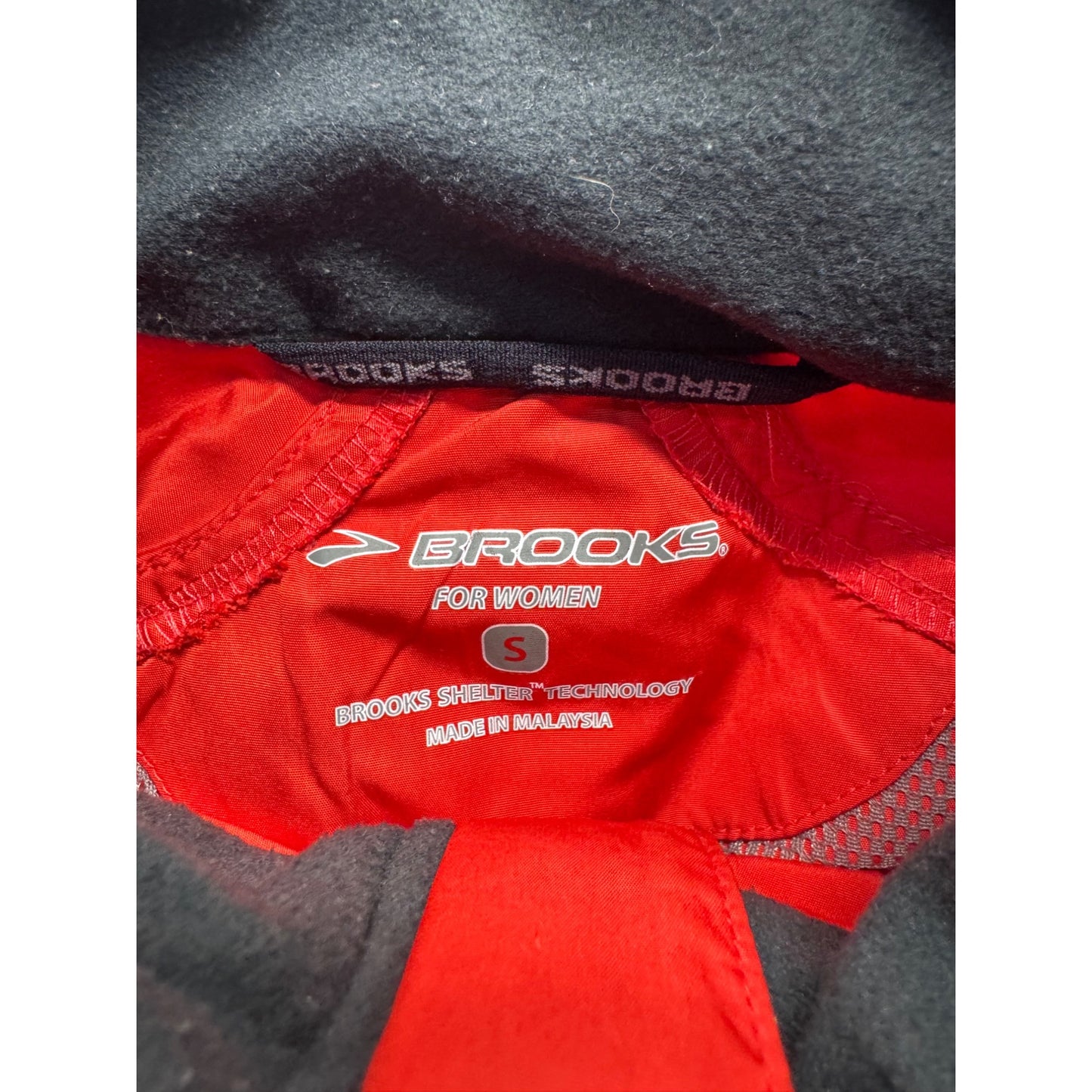 Brooks Red Windbreaker Jacket S #9189