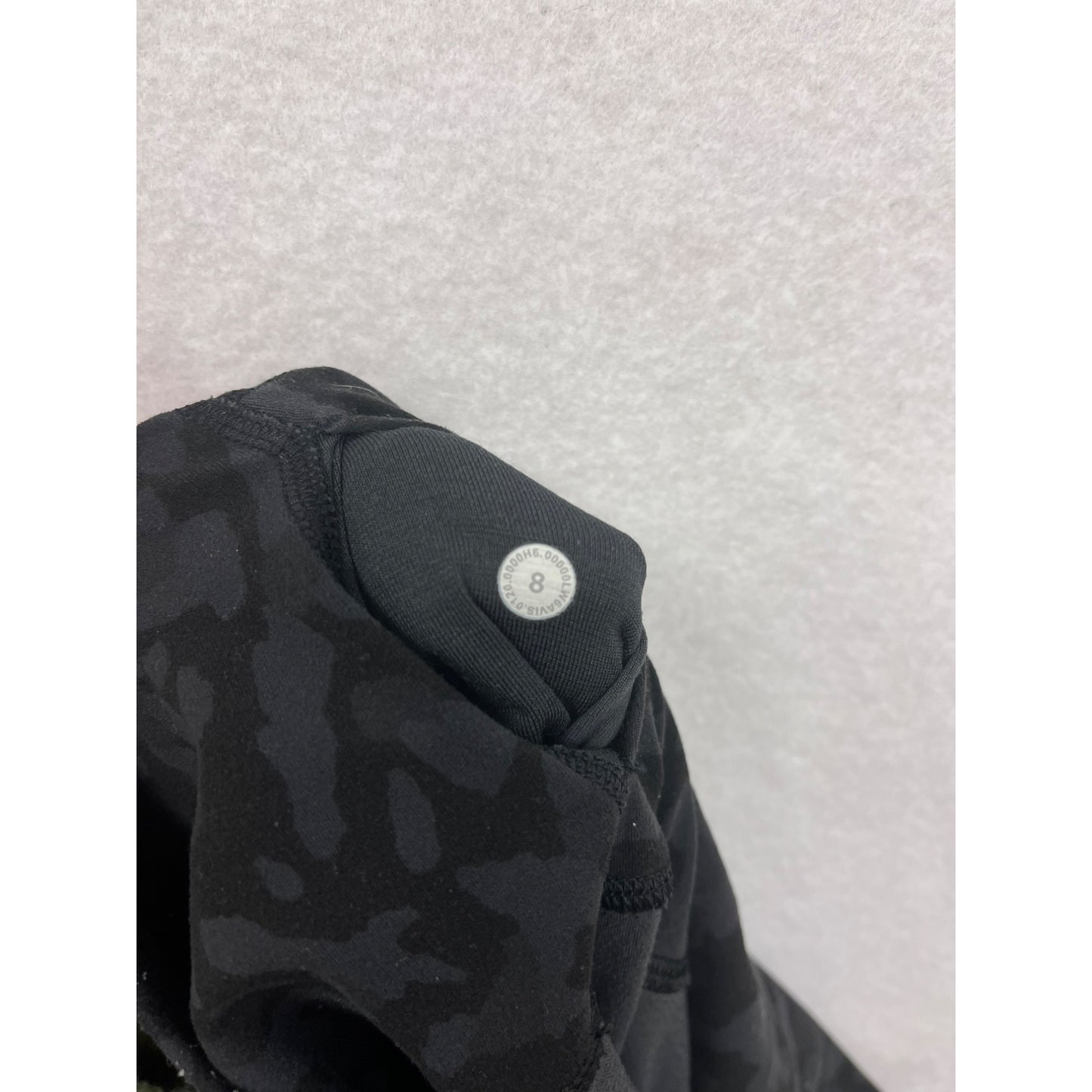 Woman’s Lululemon Pace Rival Crop Athletic Leggings #2979