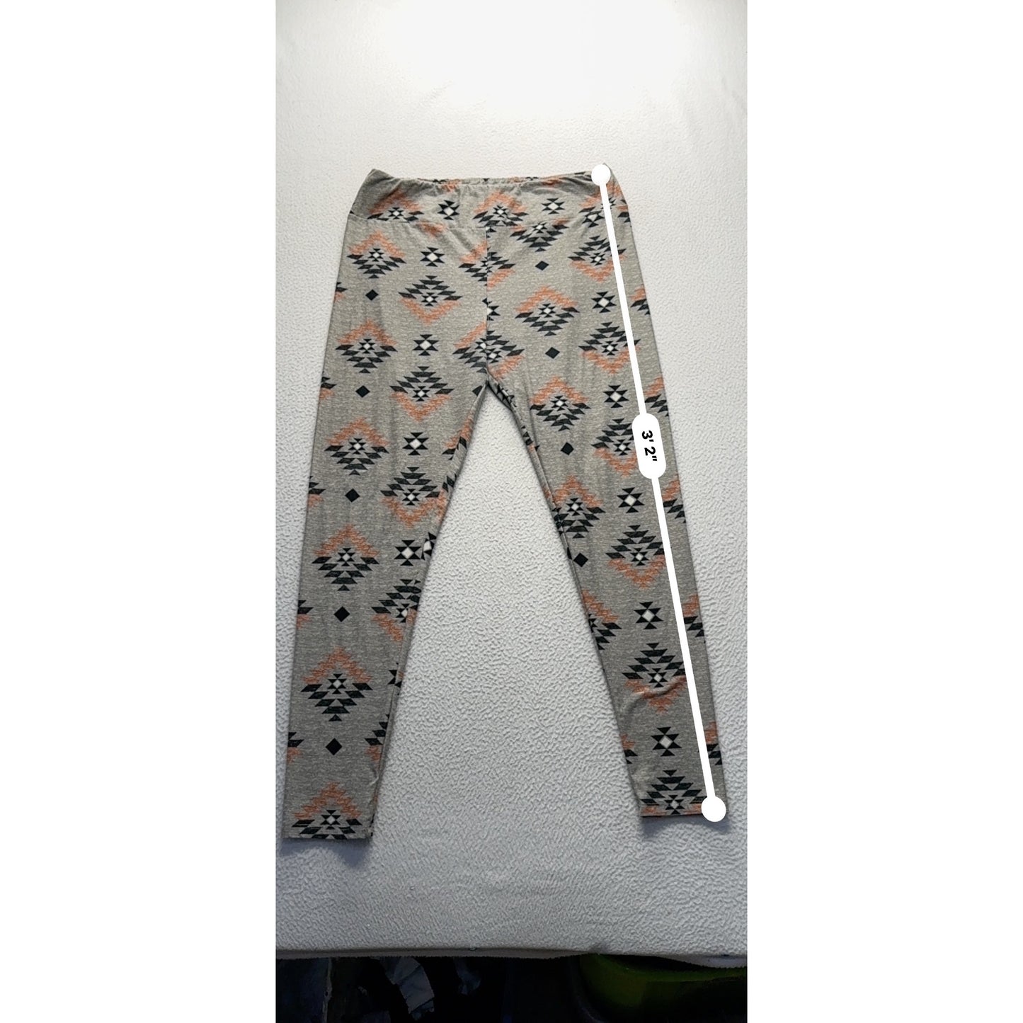 LuLaRoe Tall and Curvy Aztec Print Gray Leggings #9196