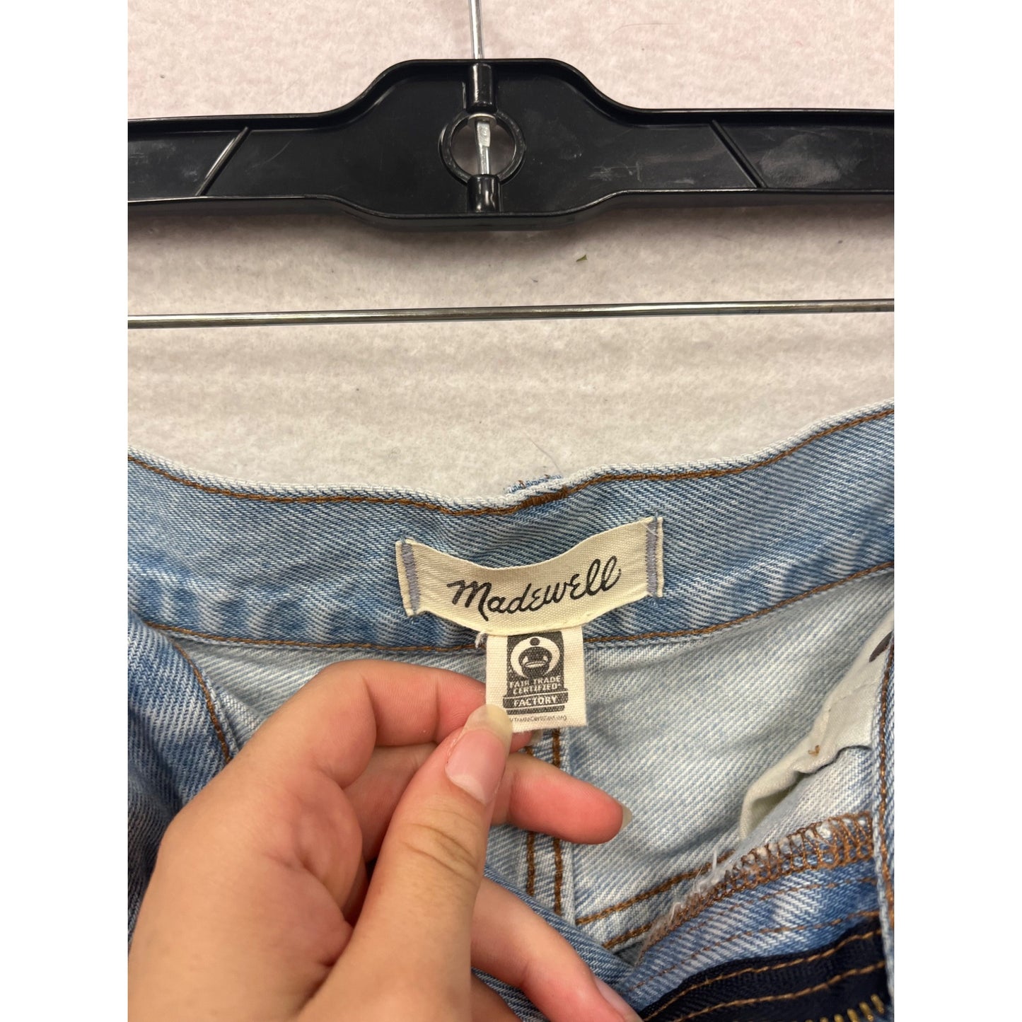 Madewell Relaxed Denim Shorts Size 28 Light Wash #333A