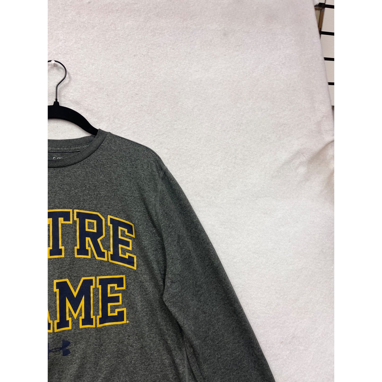 Under Armour Notre Dame Long-Sleeve Loose Fit Gray Shirt LG #8932