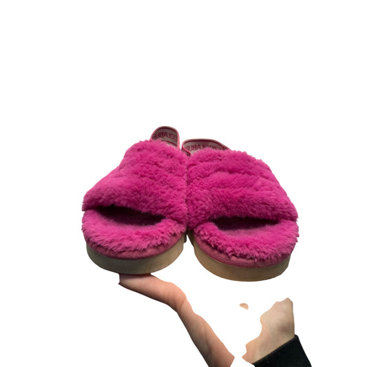 Koolaburra By UGG Pink Fluffy Slippers With Elastic Strap & Platform Sole  #9794