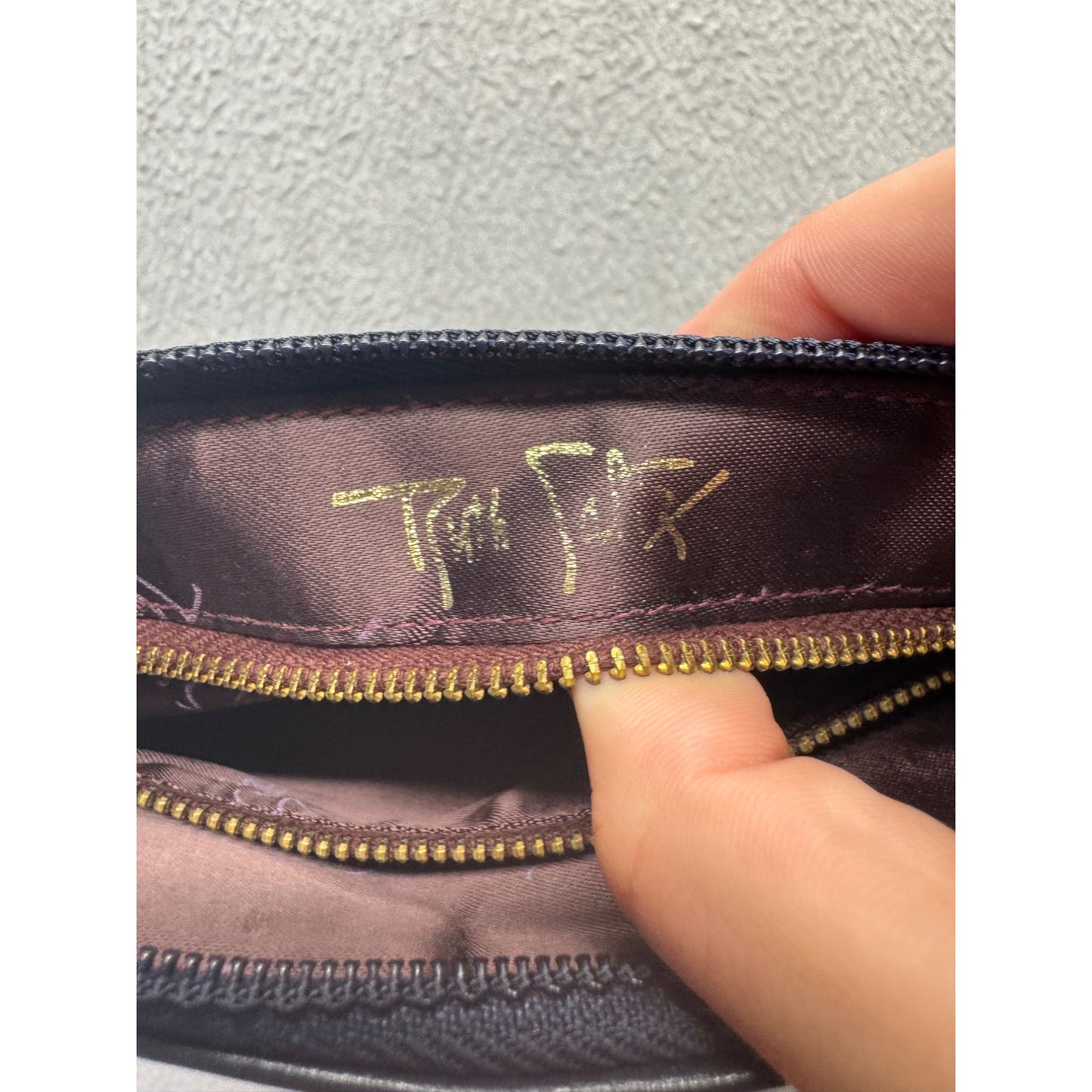 Black Leather Wristlet Clutch With Floral Detail & Zipper Closure #75B