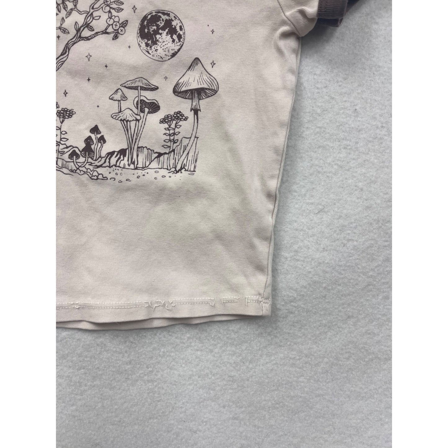 Womens XS PS/LA Beige & Brown Ringer Tee With Mushroom & Moon Graphic #6833