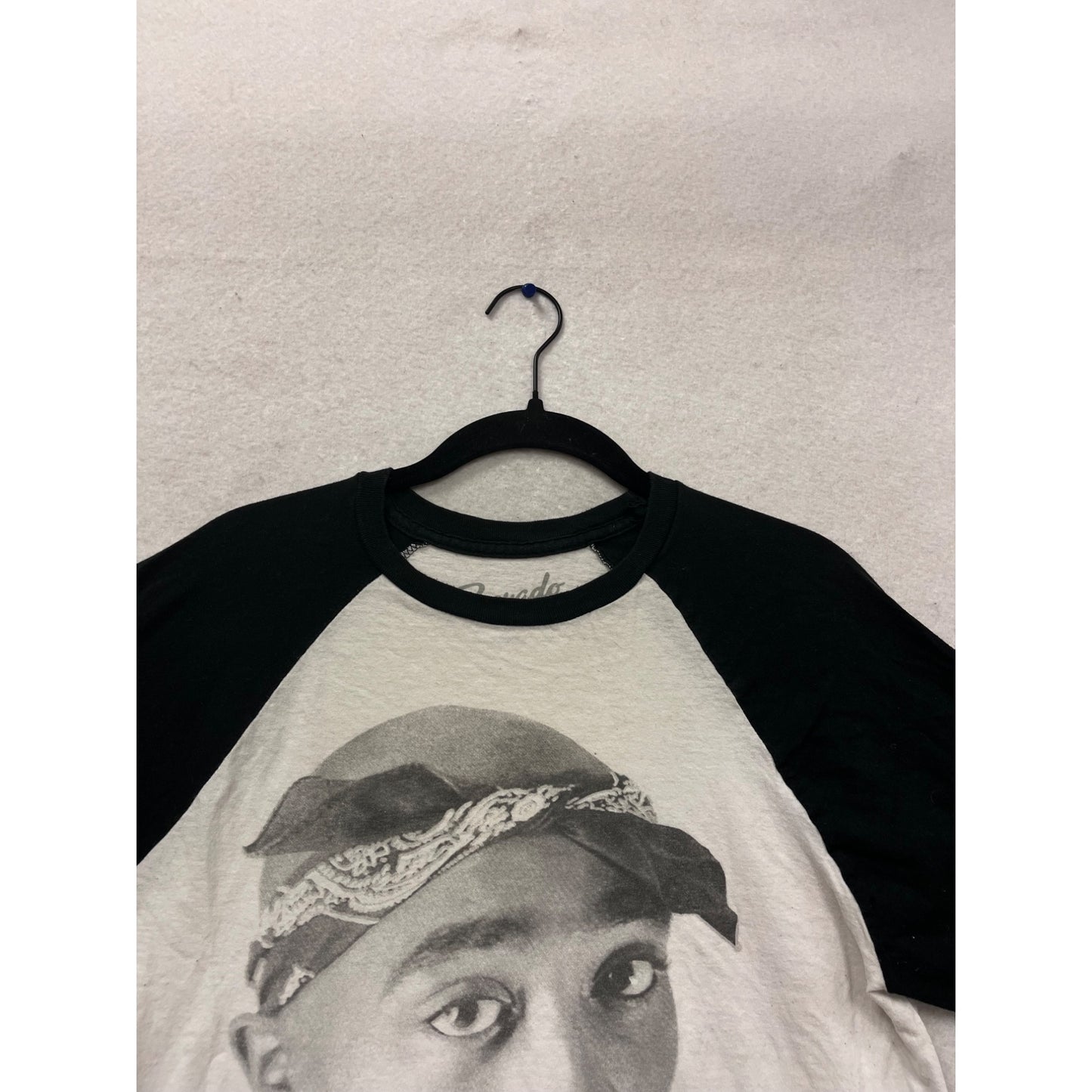 2Pac Long Sleeve Raglan T-Shirt Black & White Bravado Medium #740A
