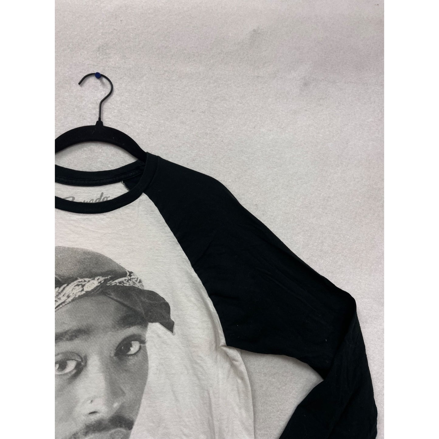 2Pac Long Sleeve Raglan T-Shirt Black & White Bravado Medium #740A