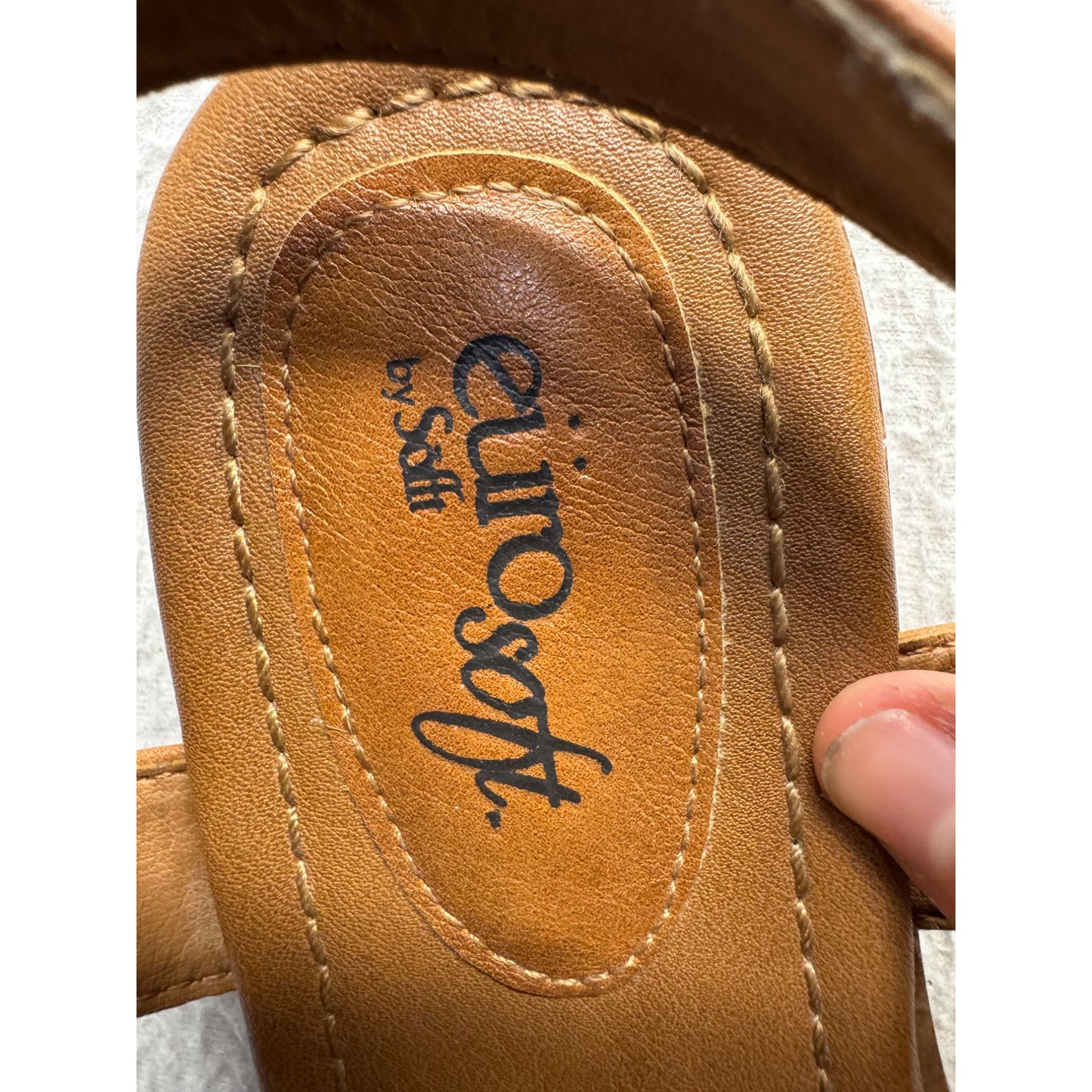 Eurosoft Tan Leather Sandals With Buckle Straps & Floral Outsole Size 10M #9246