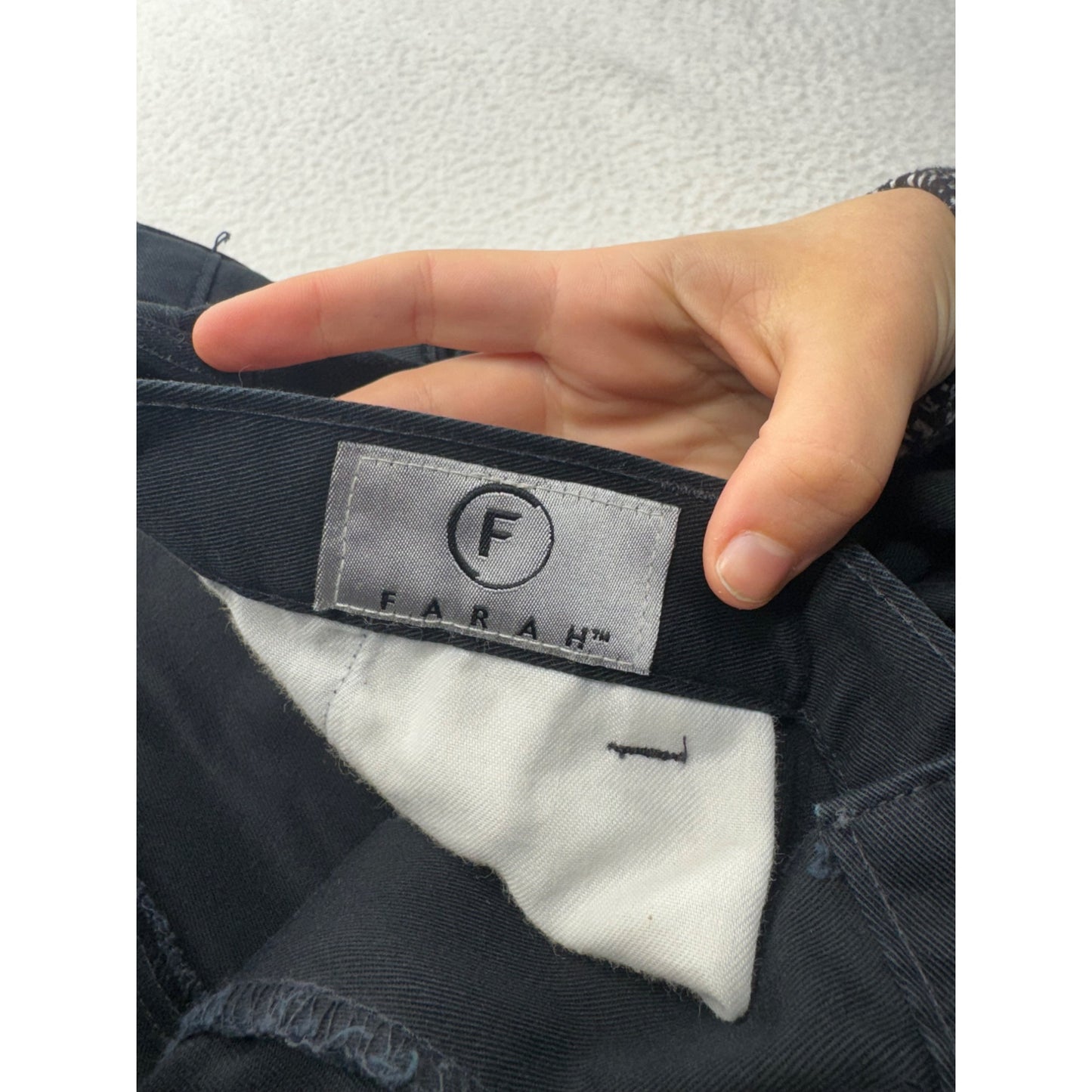 Farah Black Cotton Chinos 34W X 29L Classic Fit #9182