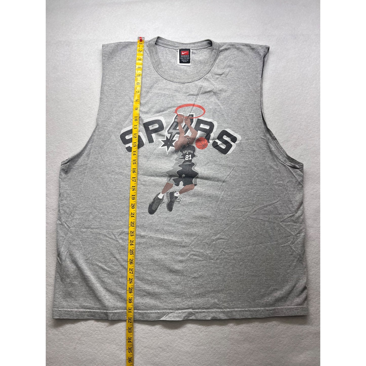 Vintage Men’s Nike Tim Duncan San Antonio Spurs Center Swoosh Tank #2729