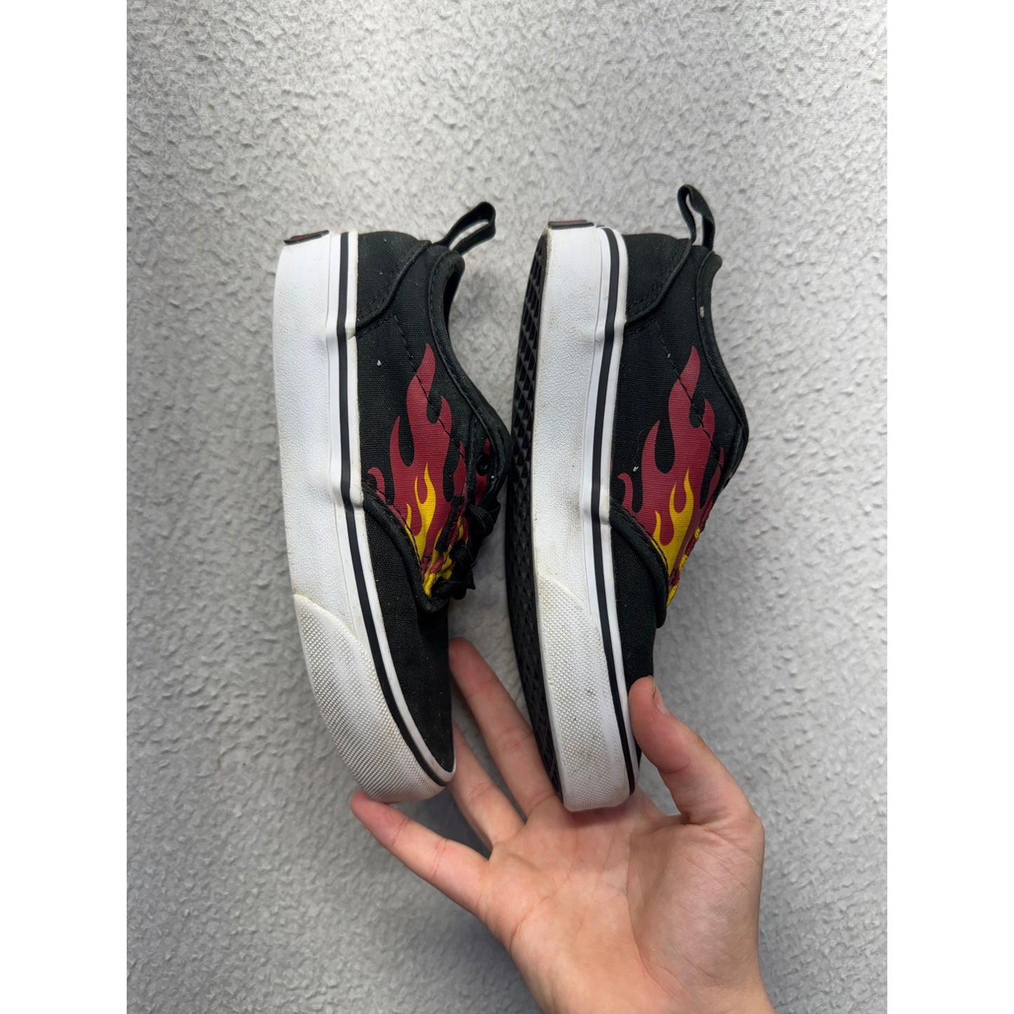 Vans Kids Black & Flame Slip-On Sneakers Youth Size 10 Canvas Casual Shoes #9517