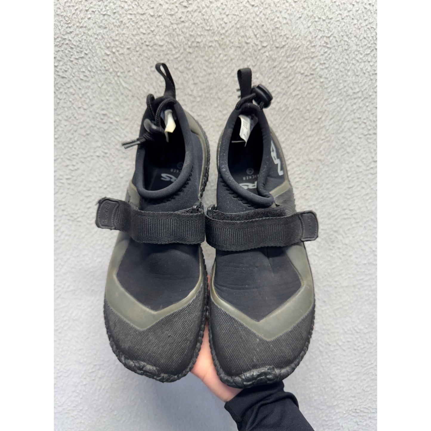 NRS Black & Gray Paddle Wetshoes With Adjustable Straps Neoprene Sole #9702
