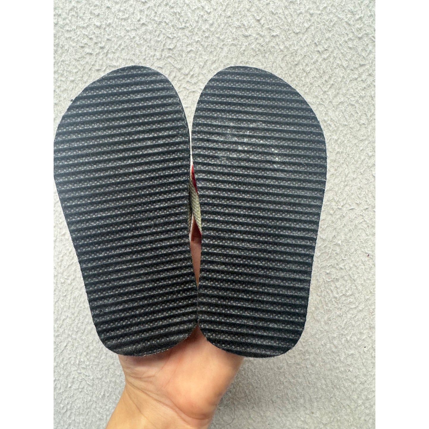 Minnesota Wild Green Flip Flops Size 6/7 Red Strap NHL Team Logo Sandals #9801